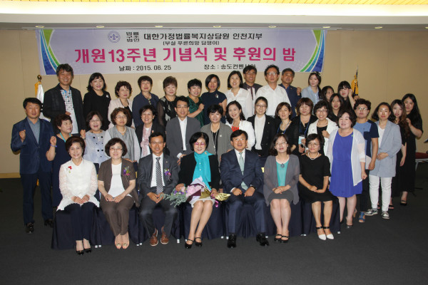 27ceb6ac17081543e6d3e3a014c6caf4bb6e0a51.jpg